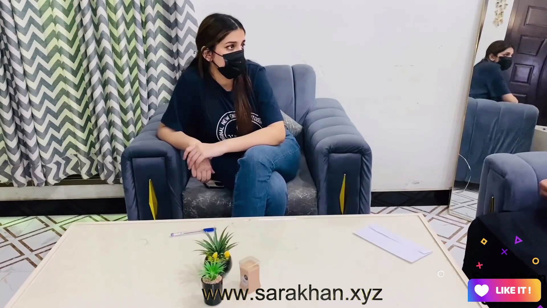 Sara Boss Ne Di Dhamki